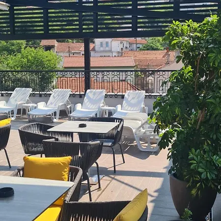 Pasha Ξενοδοχείο